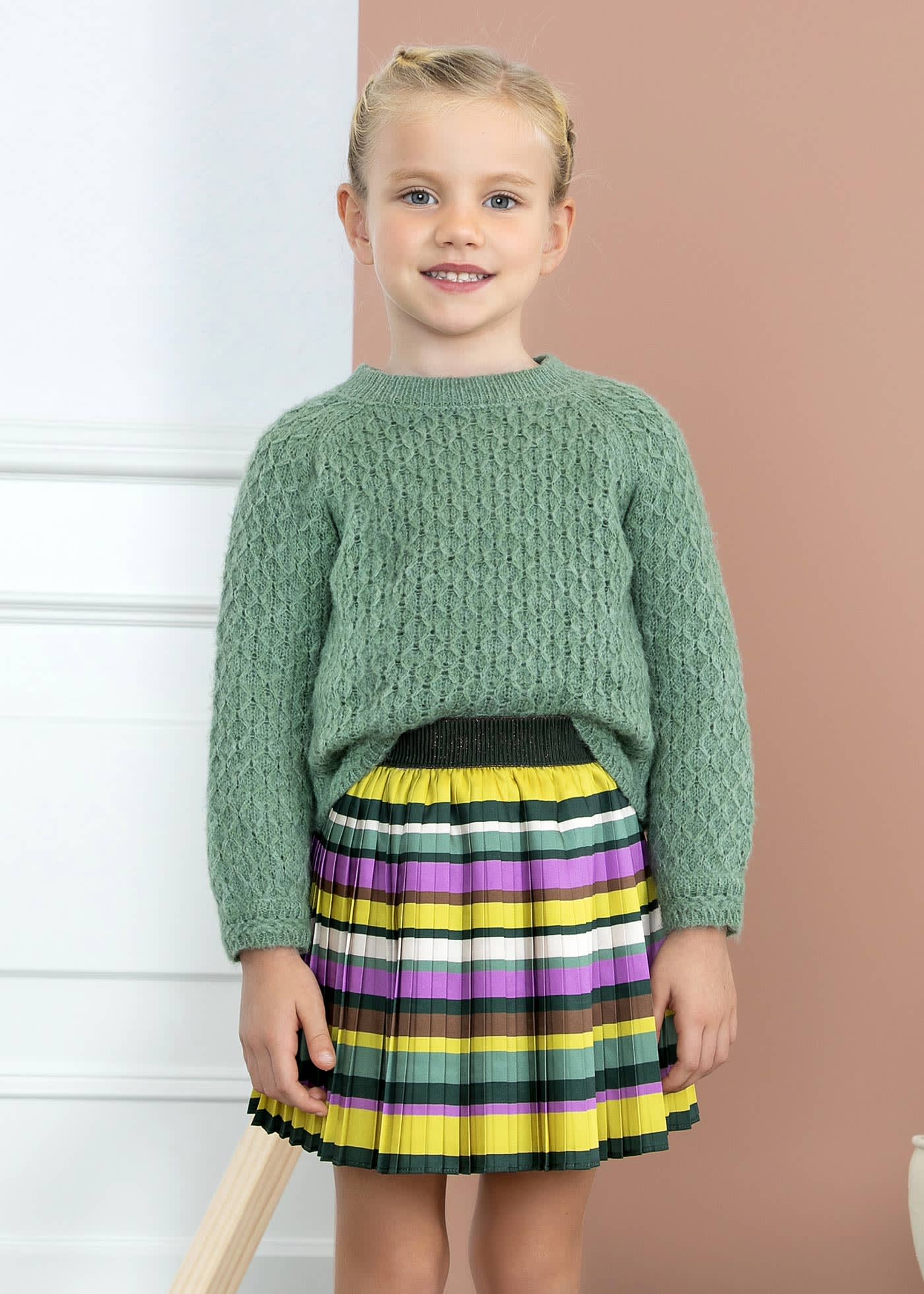 Girl pleated striped skirt