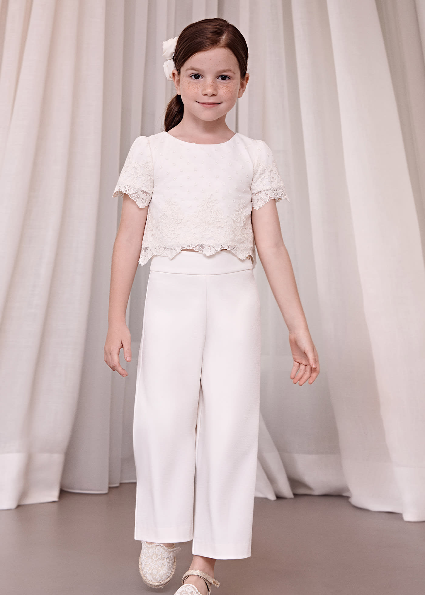 Girl set of crepe pants and top