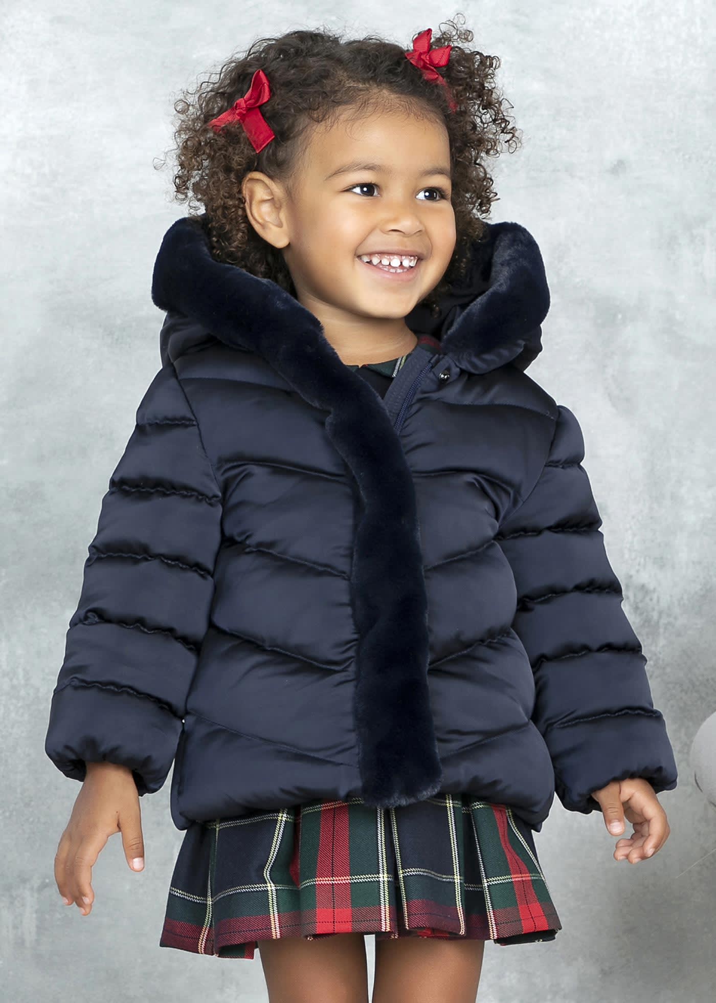 Baby satin coat with fur details