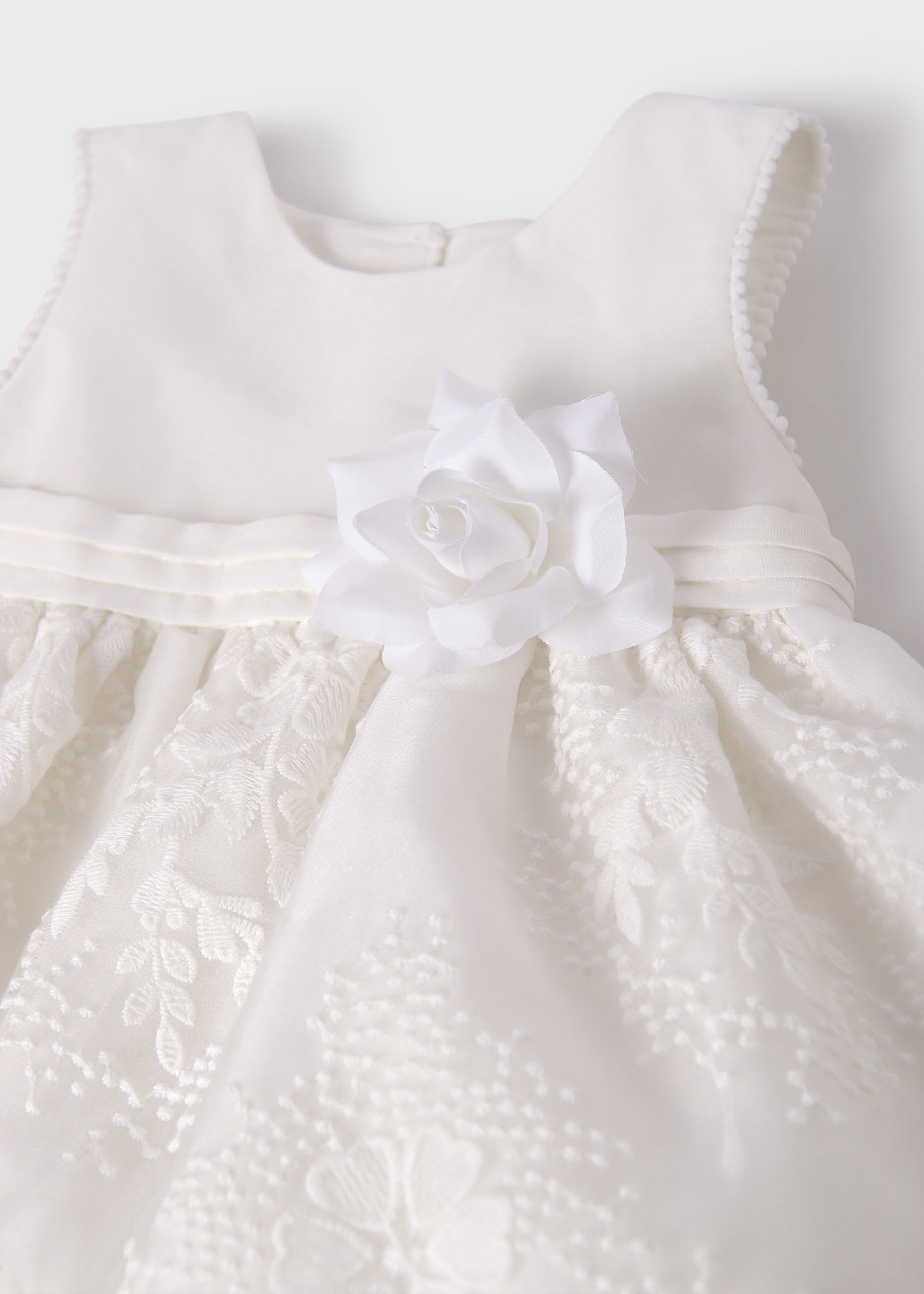 Robe en organza brodée bébé