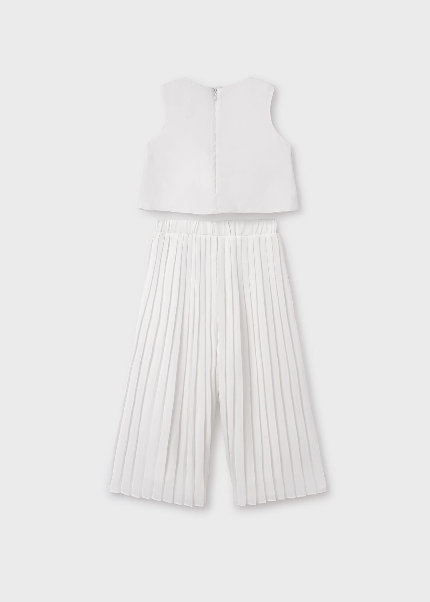 Girl set of pleated crepe pants and top