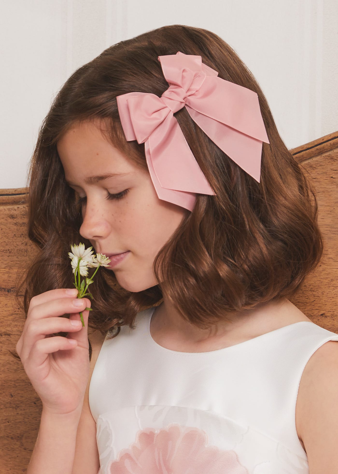 Girl bow hair clip