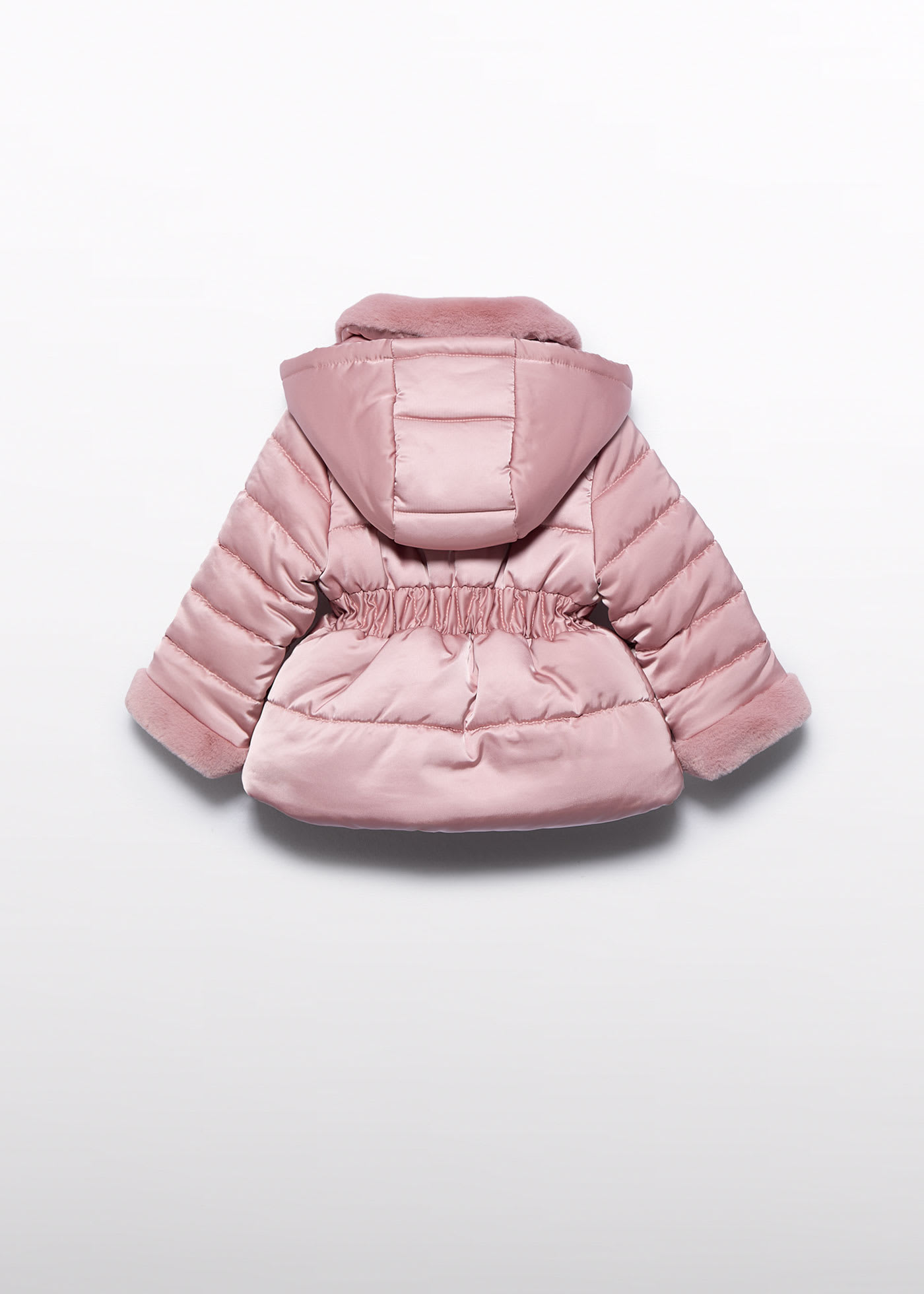 Manteau satiné en fourrure bébé