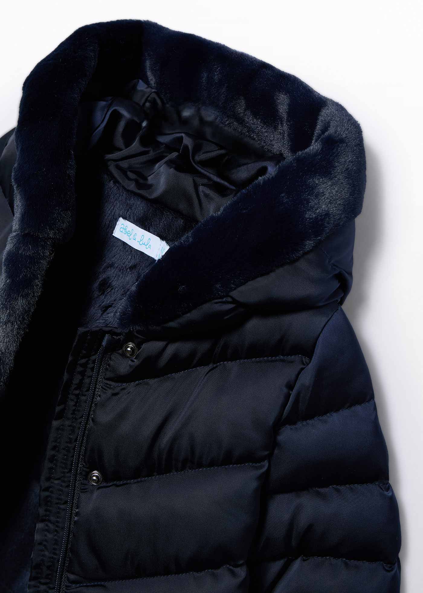 Manteau satiné en fourrure bébé