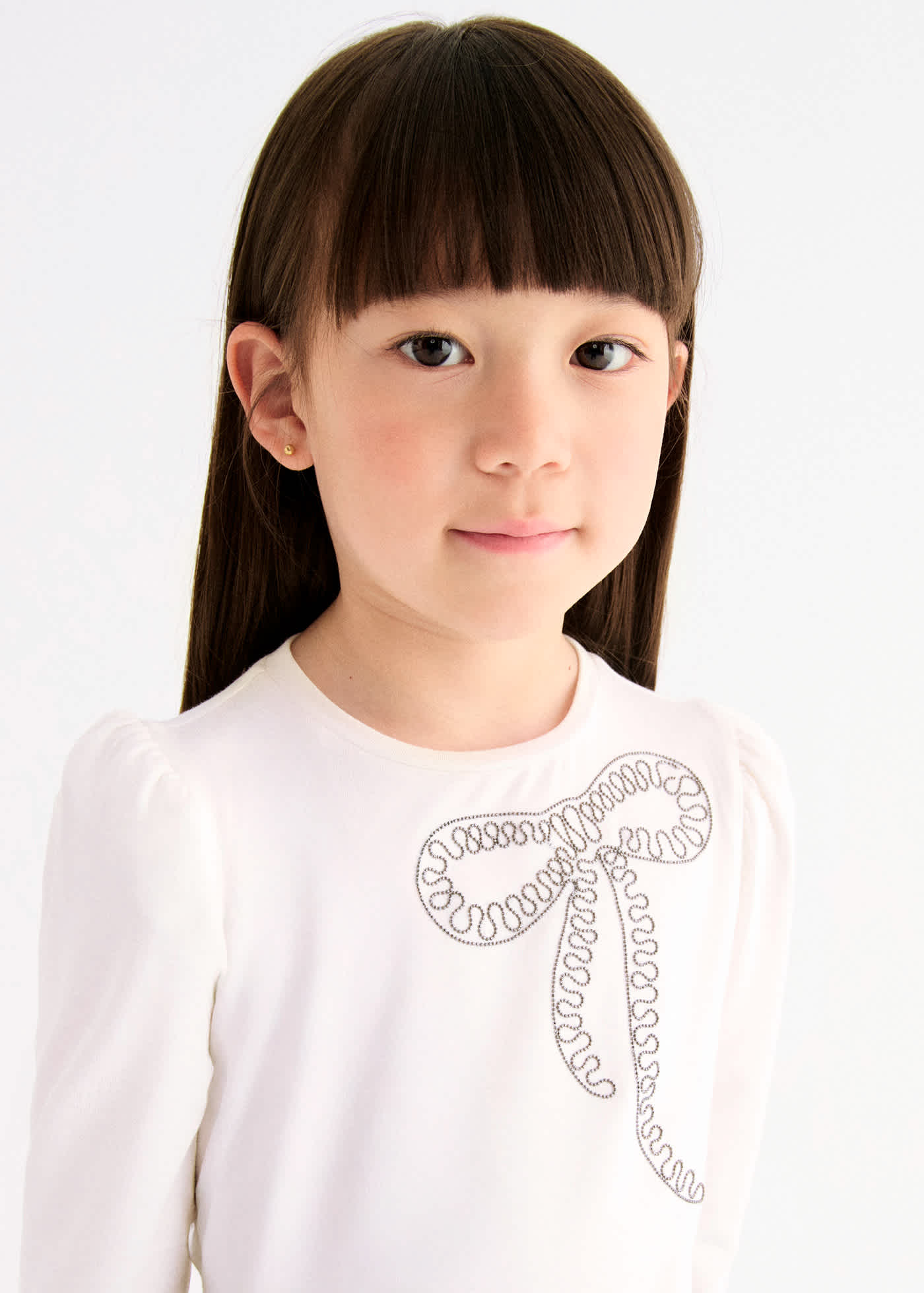 Girl Embroidered T-Shirt with Bow