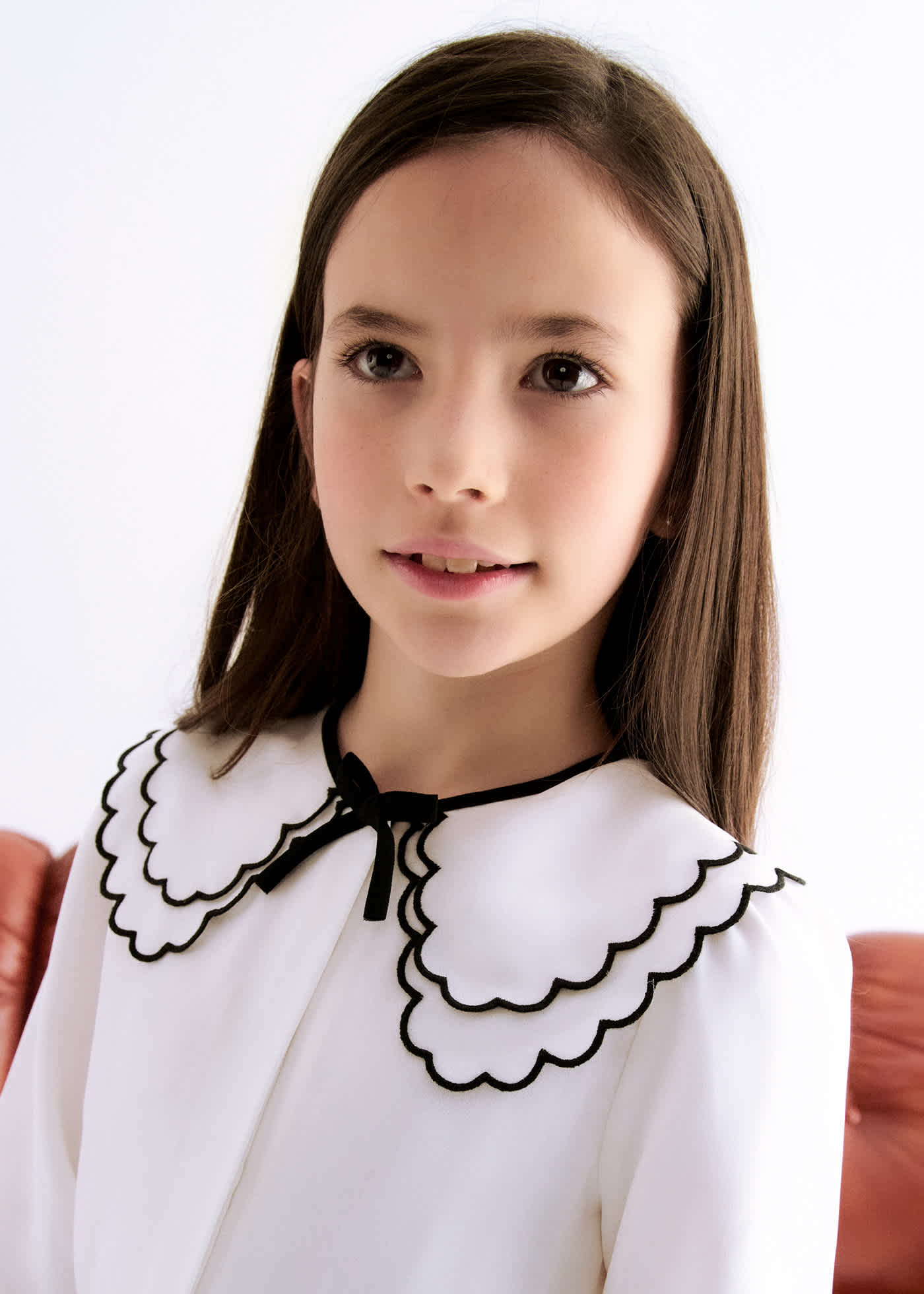 Girl Chiffon Blouse with Embroidered Collar
