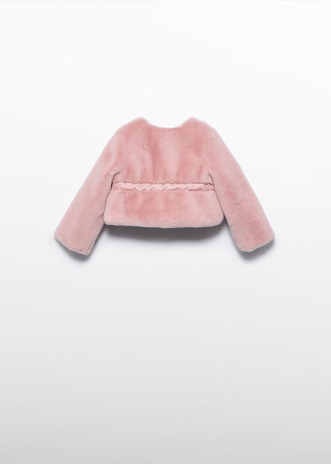 Futerkowy płaszczyk dla niemowlęcia