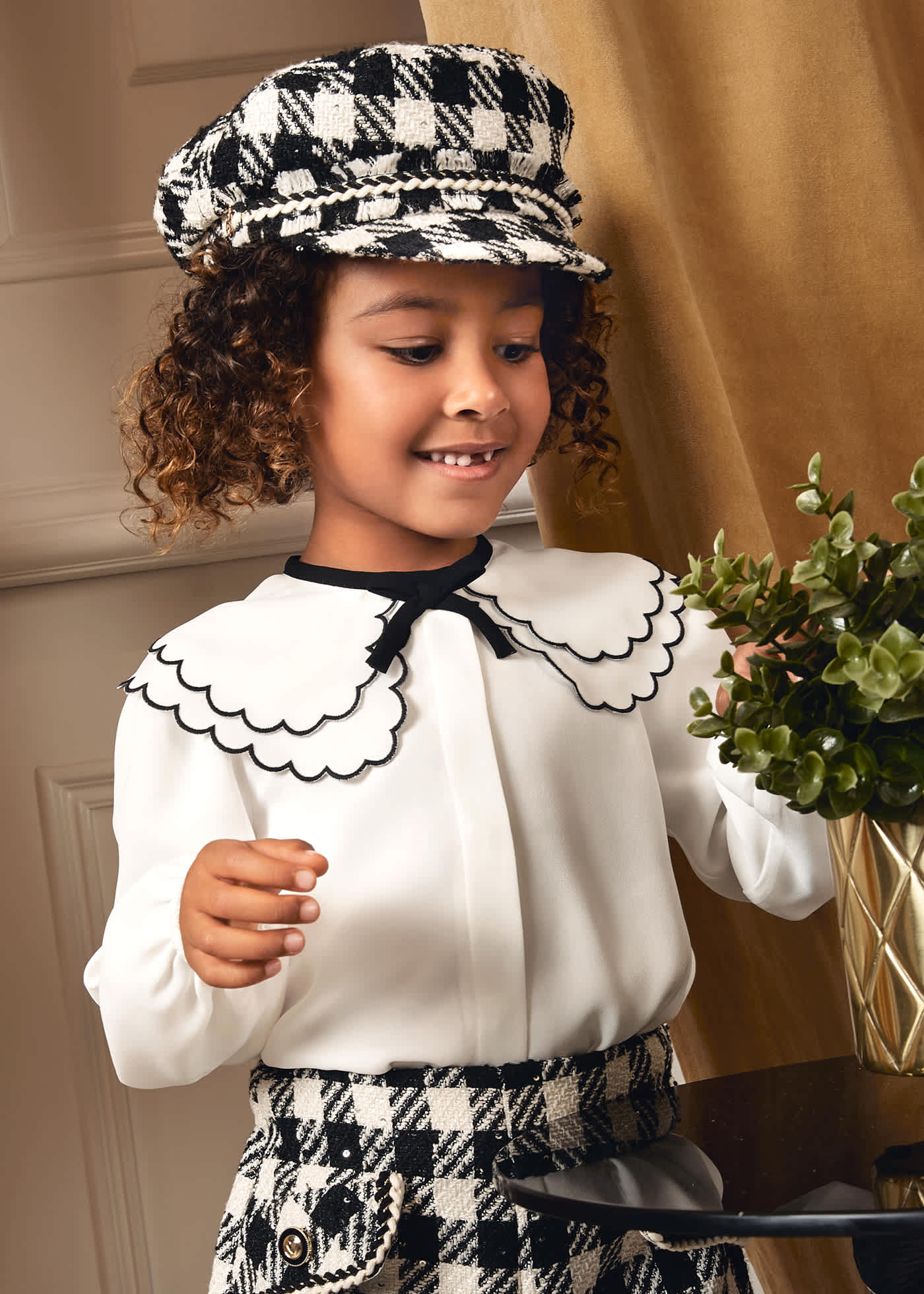 Girl Chiffon Blouse with Embroidered Collar