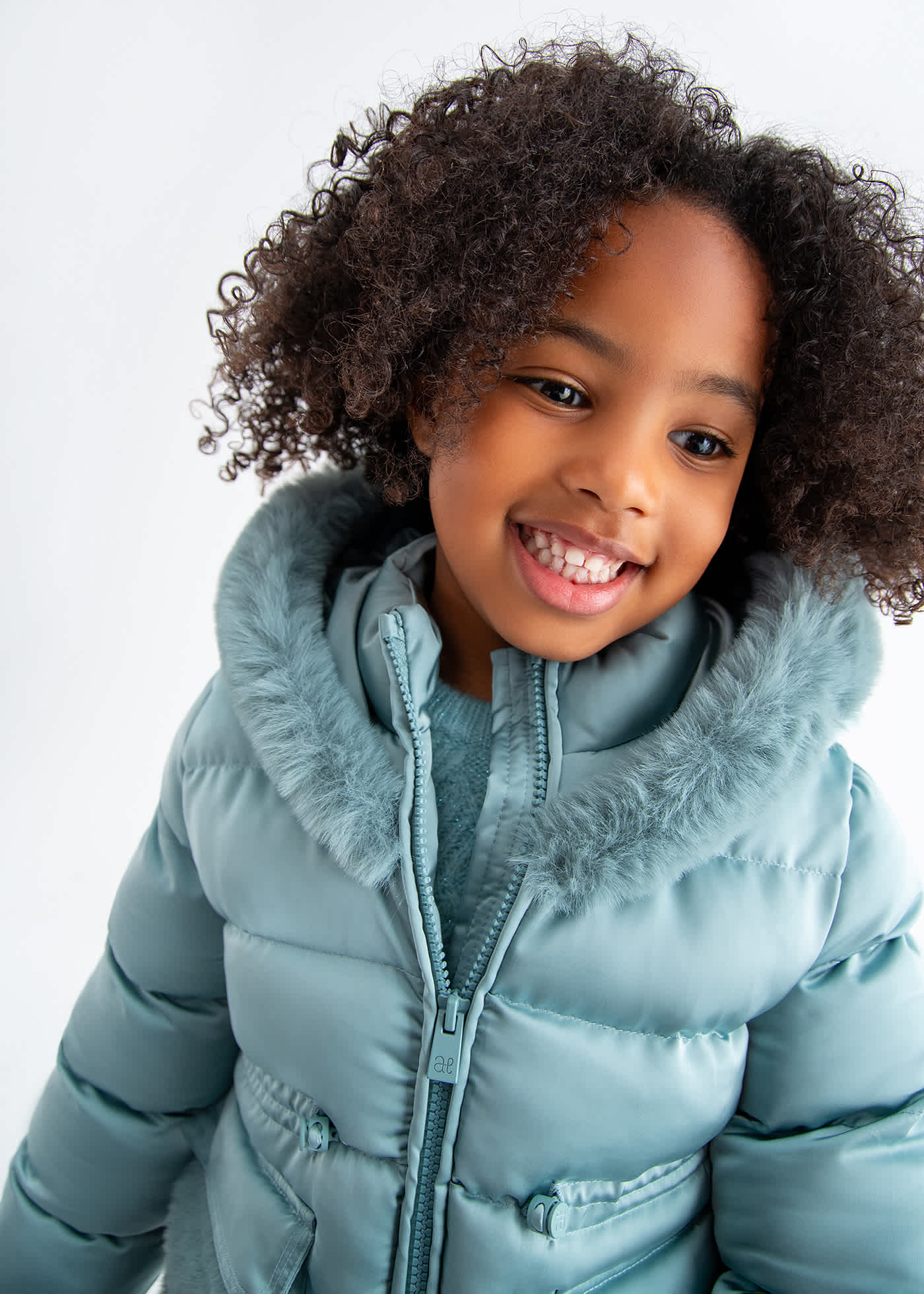 Chaquetón satinado pelo niña