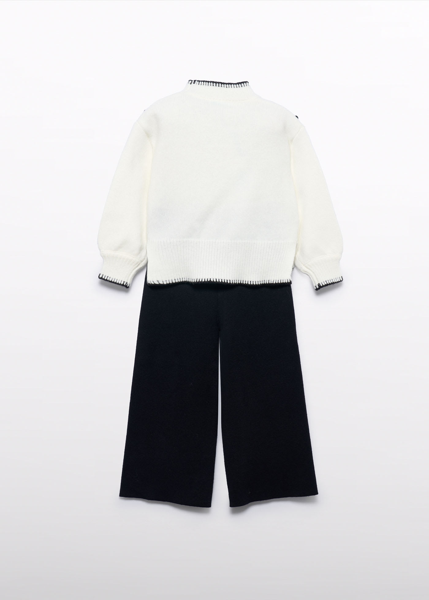 Girl Knit Pants Set with Embroidery