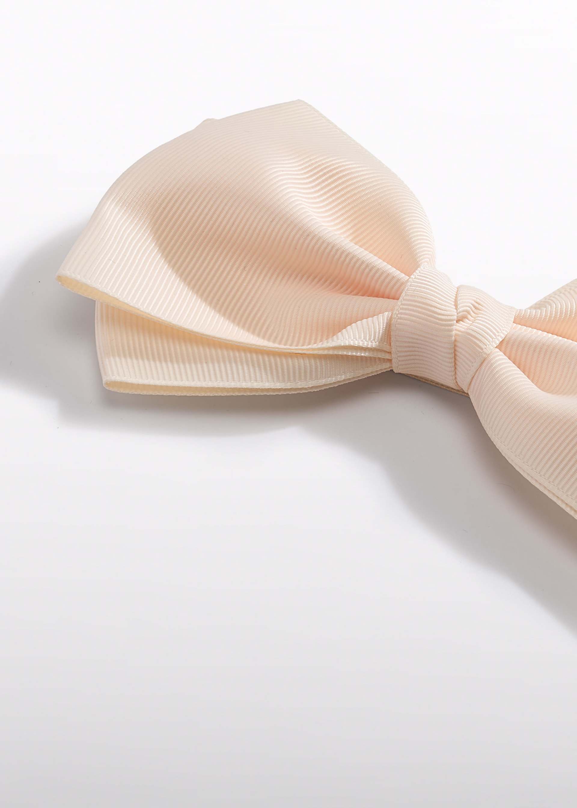 Spinka z kokardką dla dziewczynki