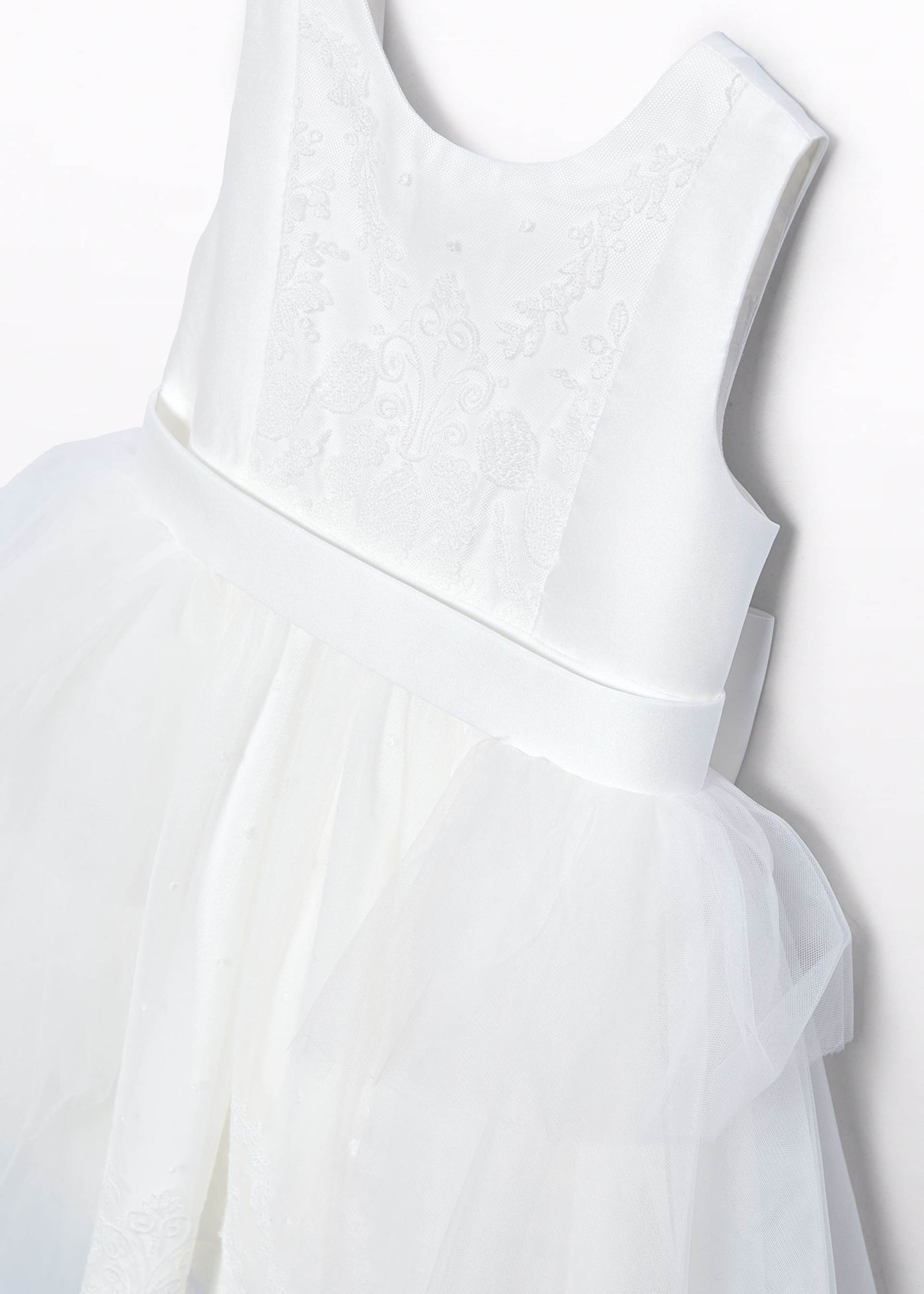 Sukienka dziewczęca z tiulem