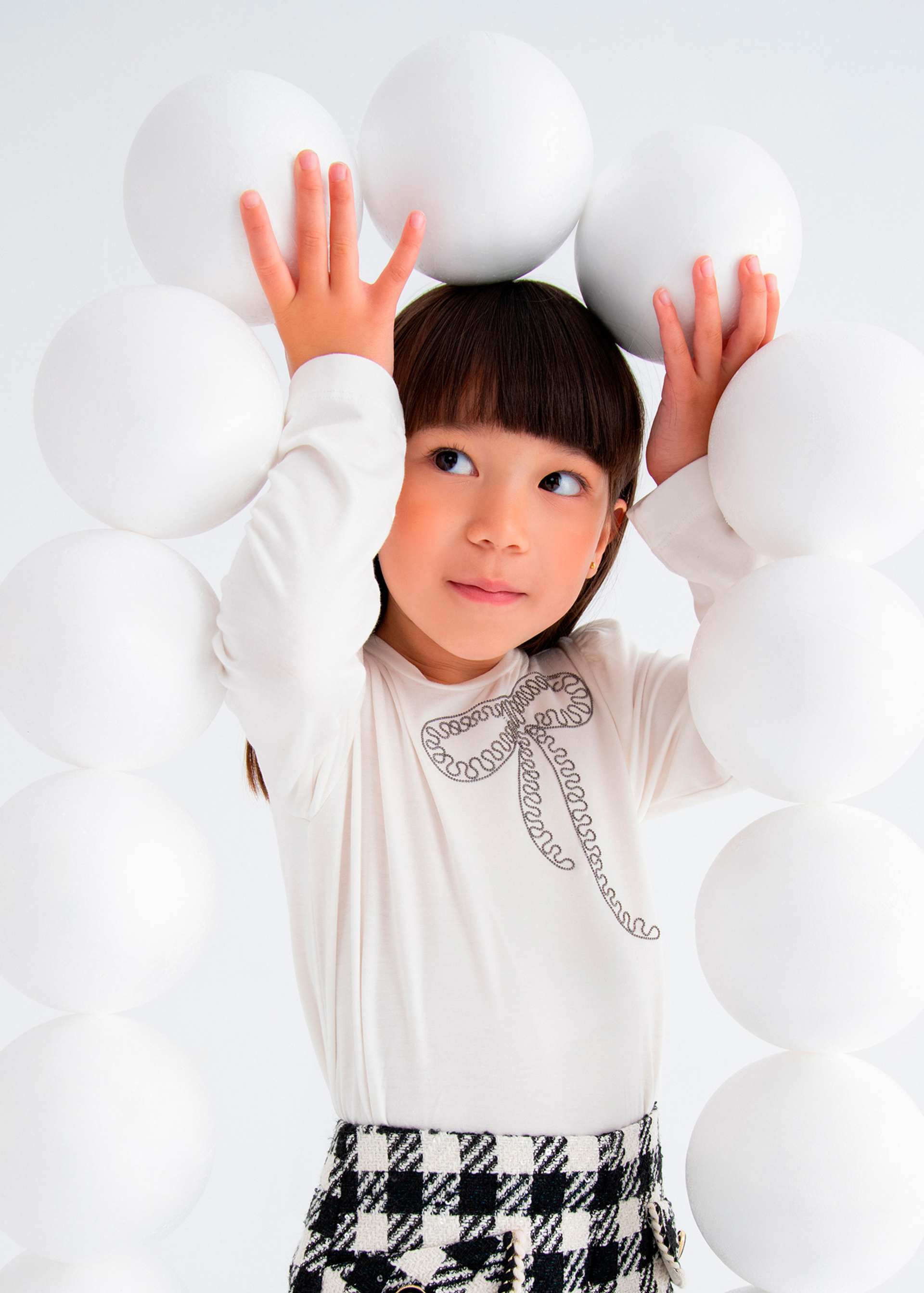 Camisola bordada laço menina