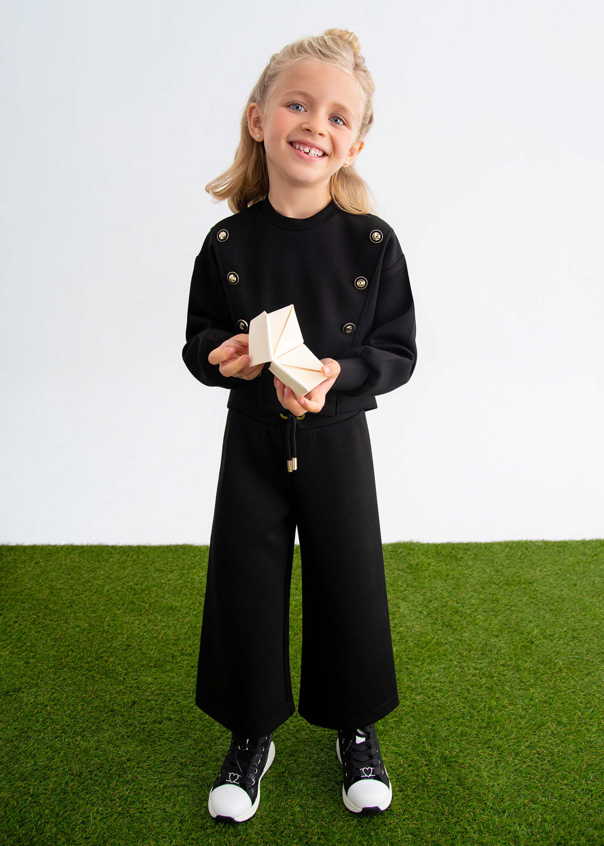 Ensemble en maille avec bande contrastée fille