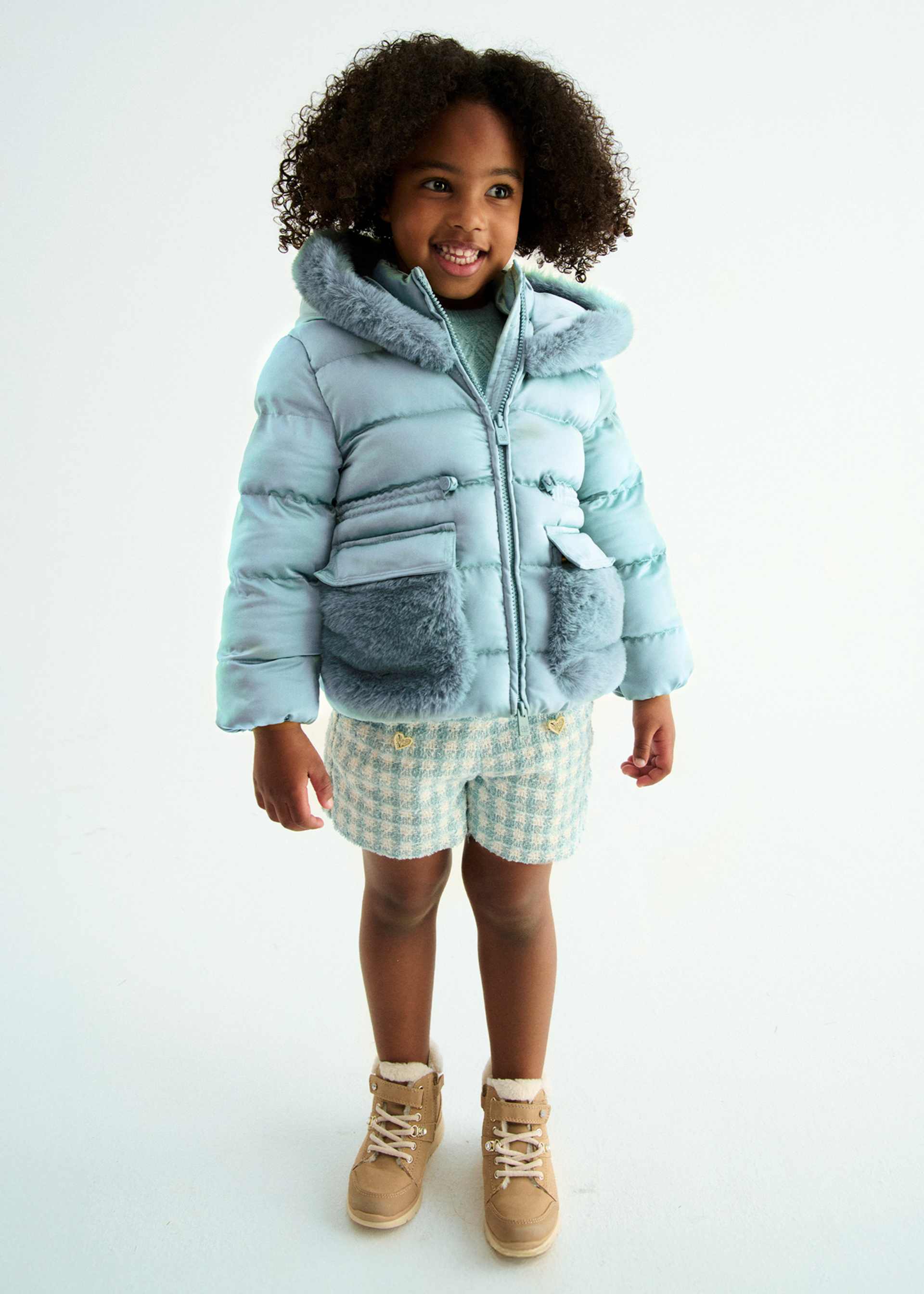 Chaquetón satinado pelo niña