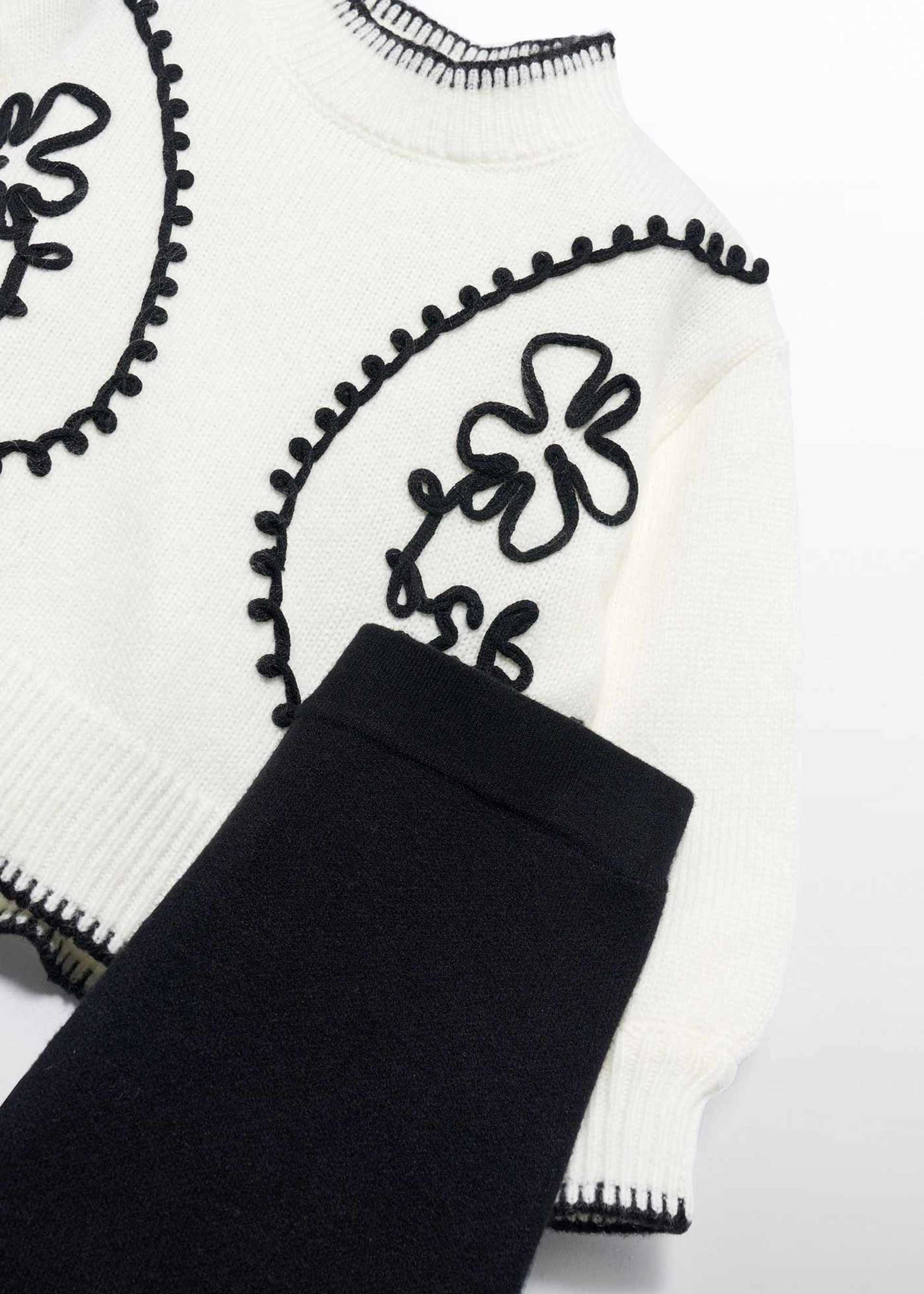 Conjunto pantalón tricot bordados niña