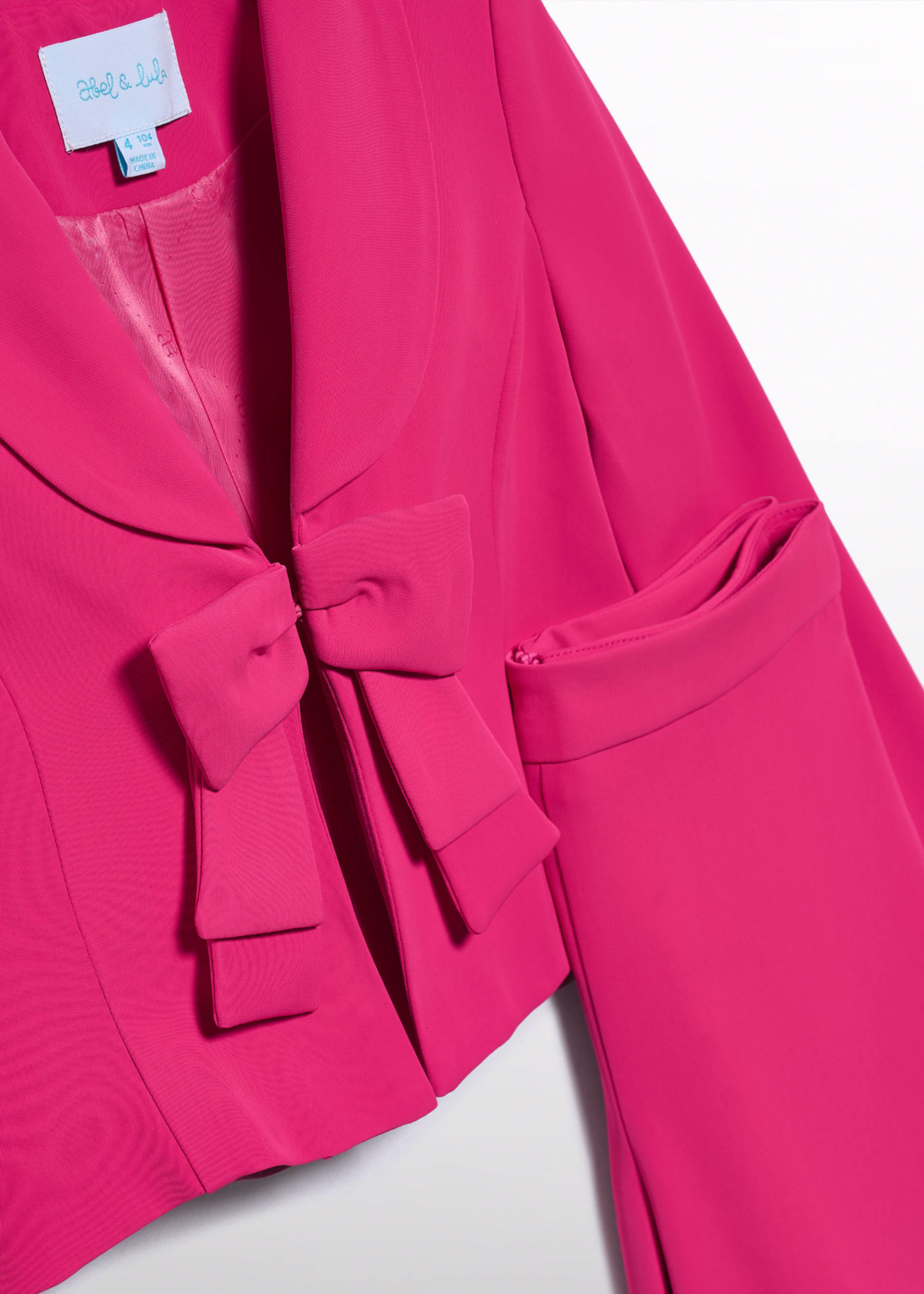 Crepe suit with bow detail for girls