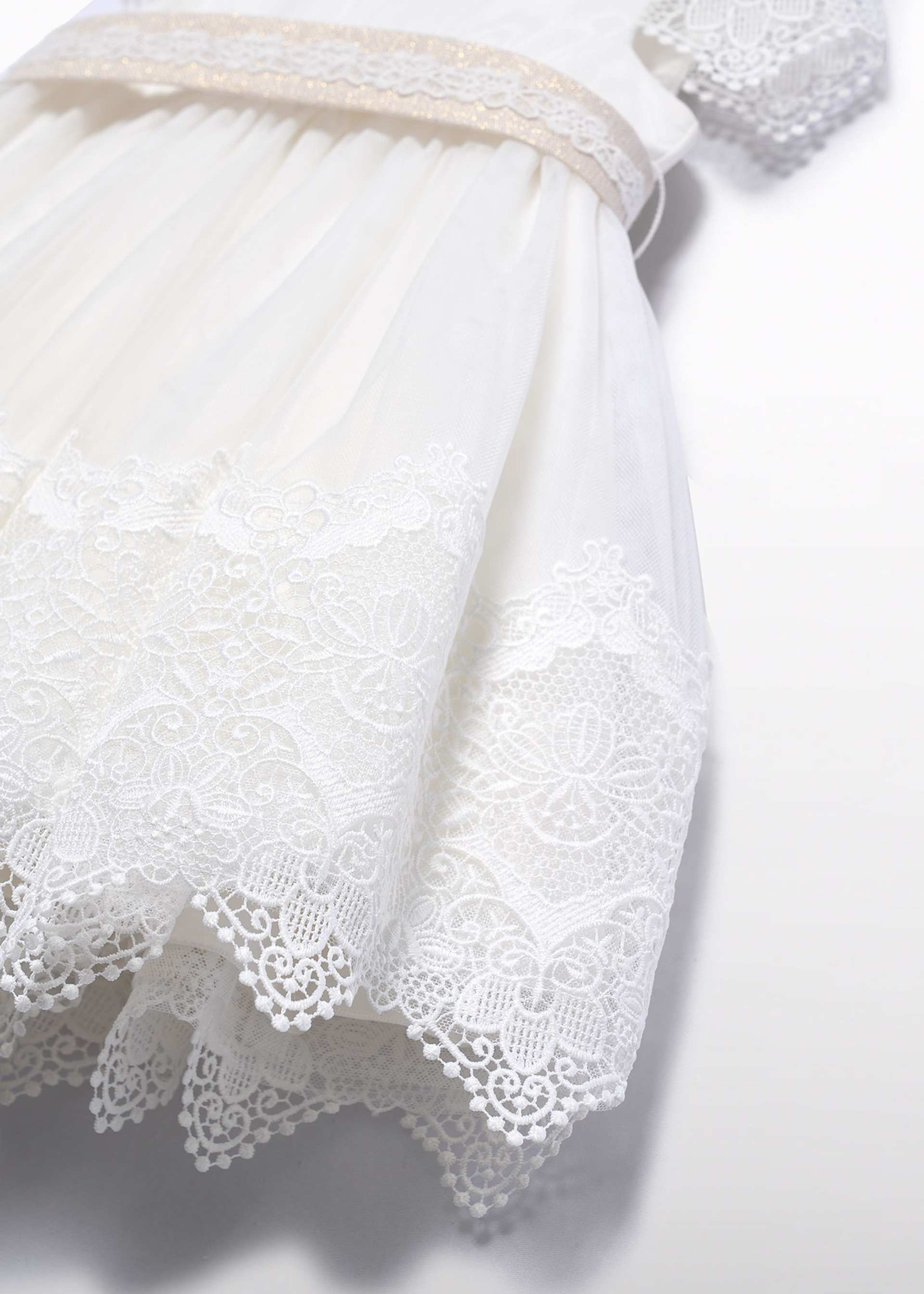 Vestido tul bordado guipur bebé