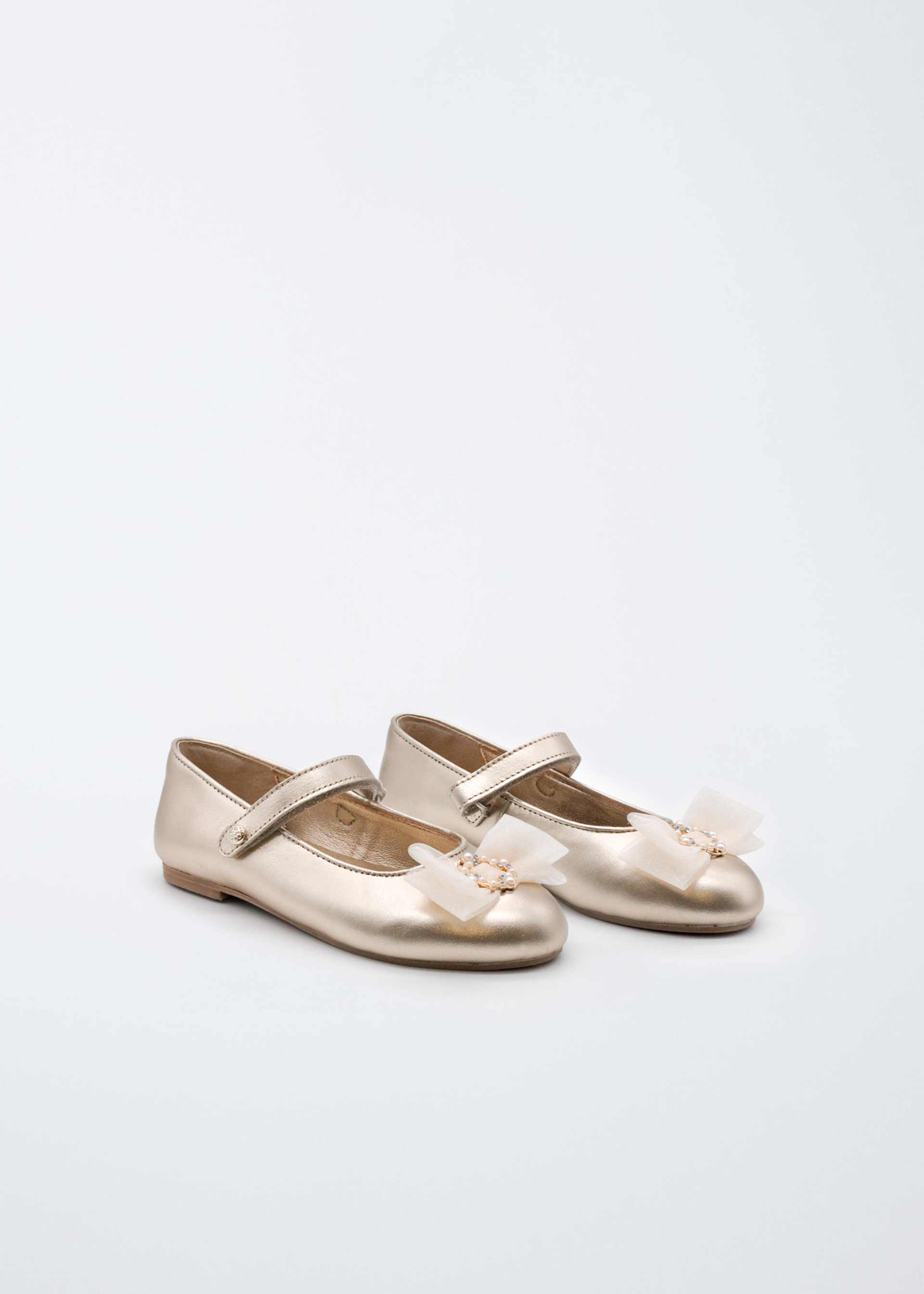 Little girl's tulle shoes