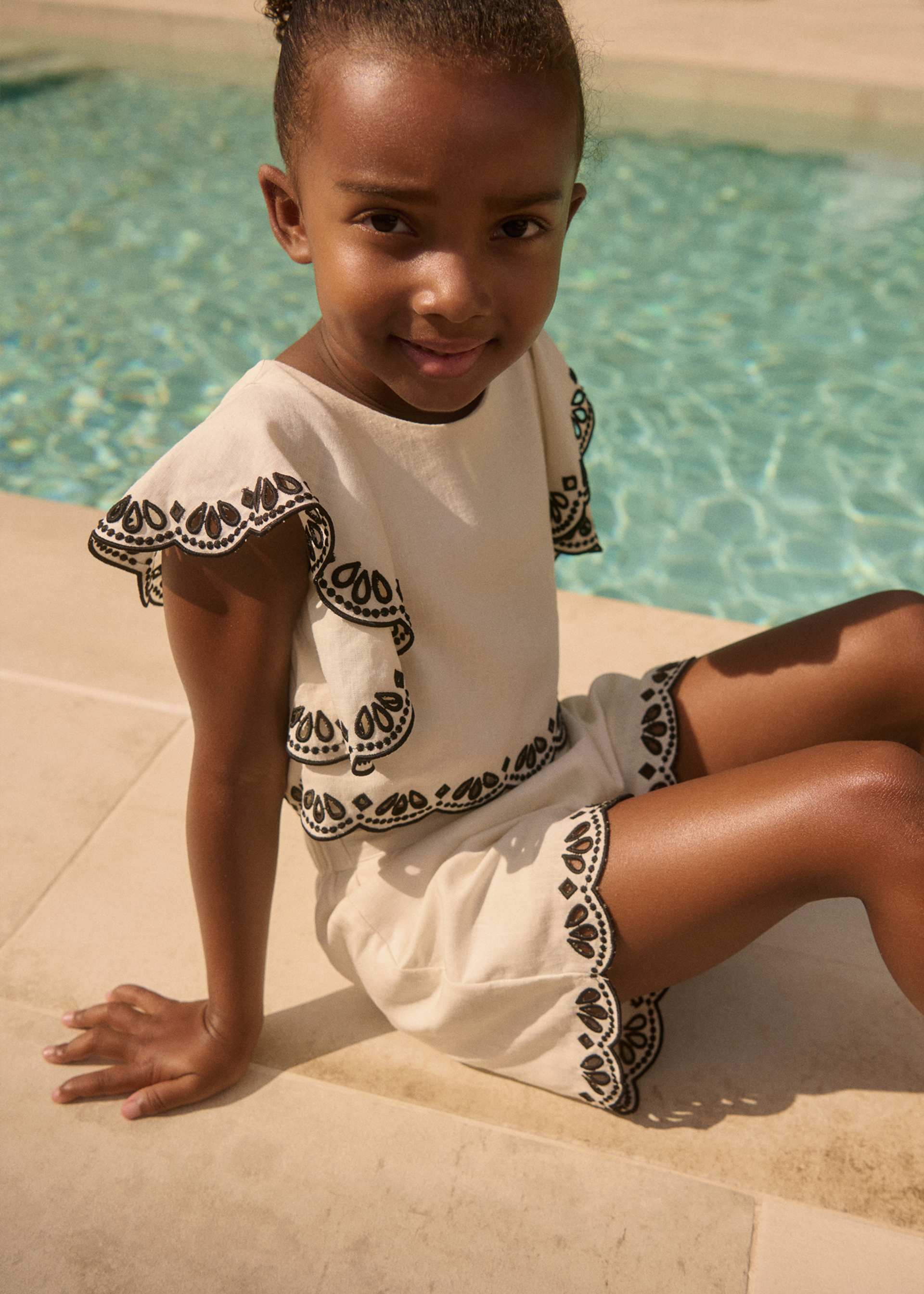 Ensemble bermuda brodé vagues fille