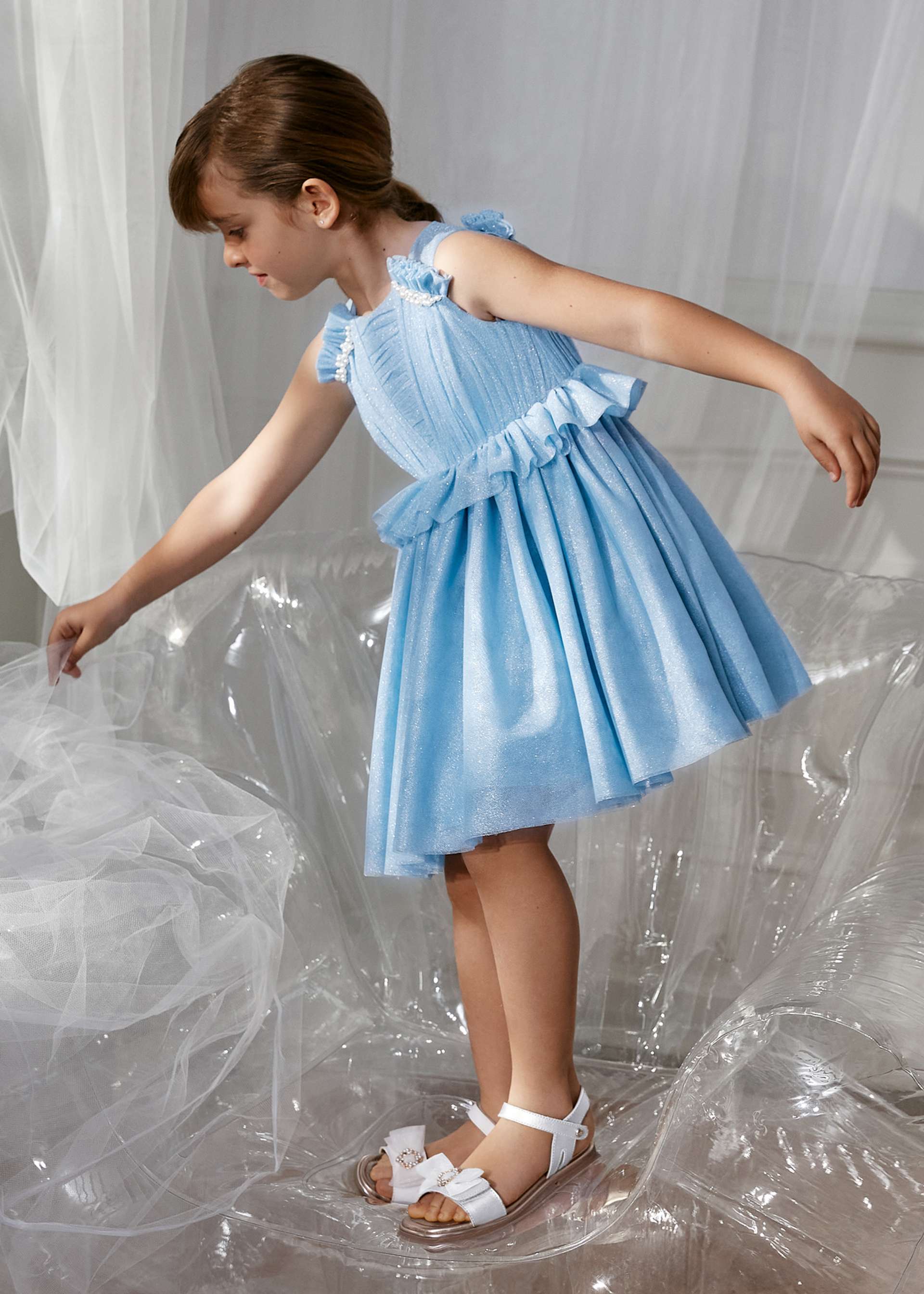 Shiny tulle dress for girls