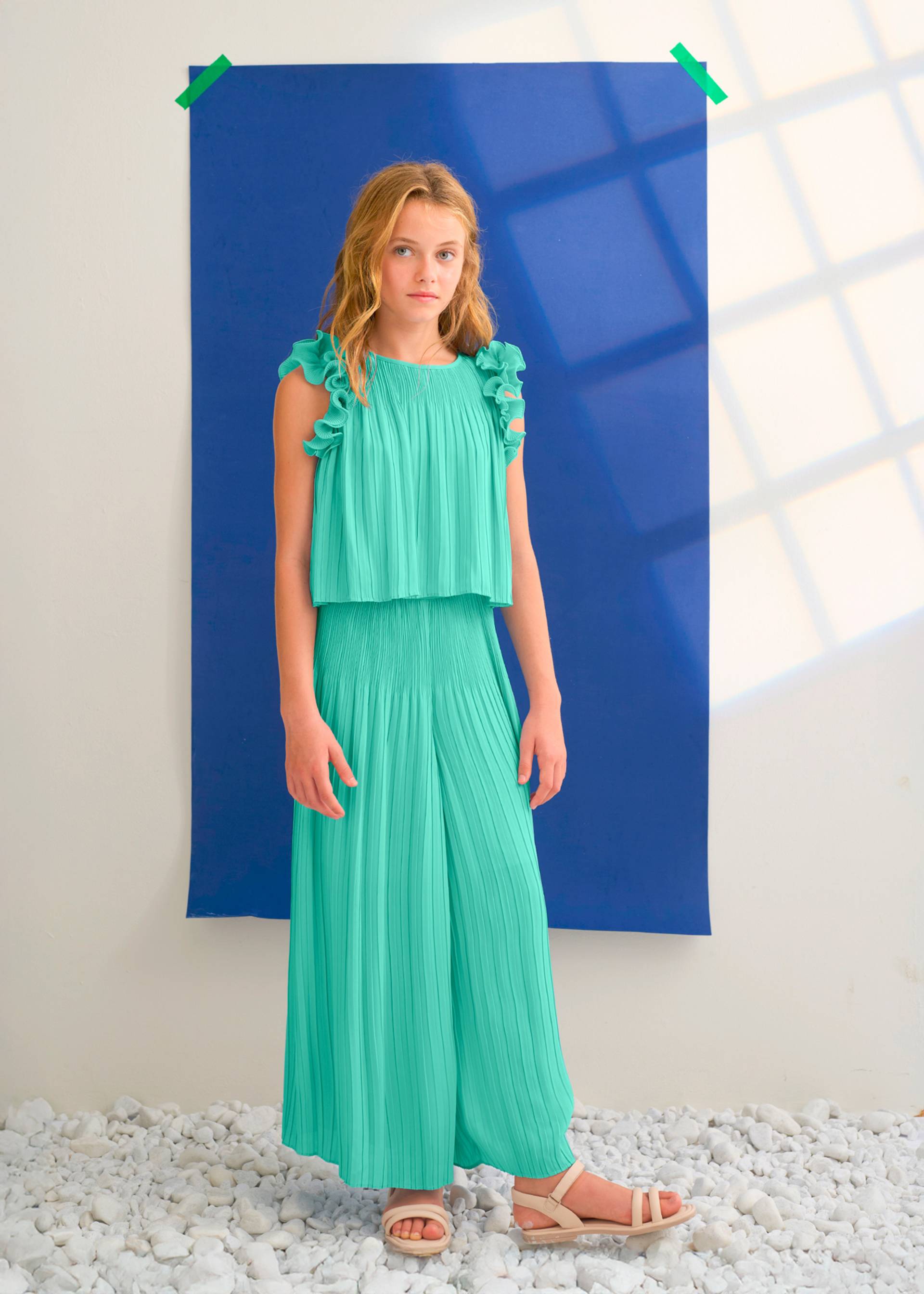 Girls' pleated chiffon trouser set