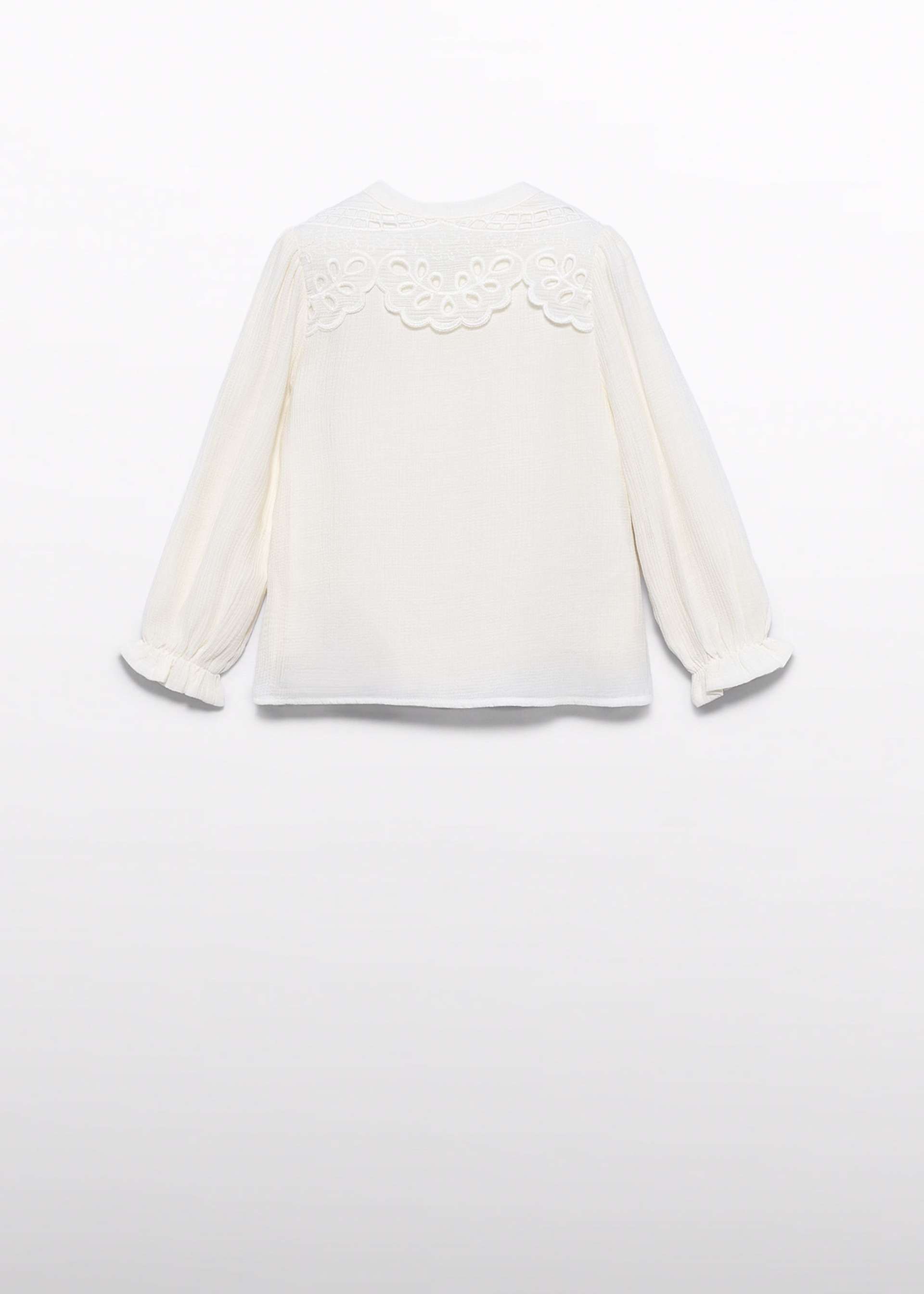 Girls' blouse with a bow