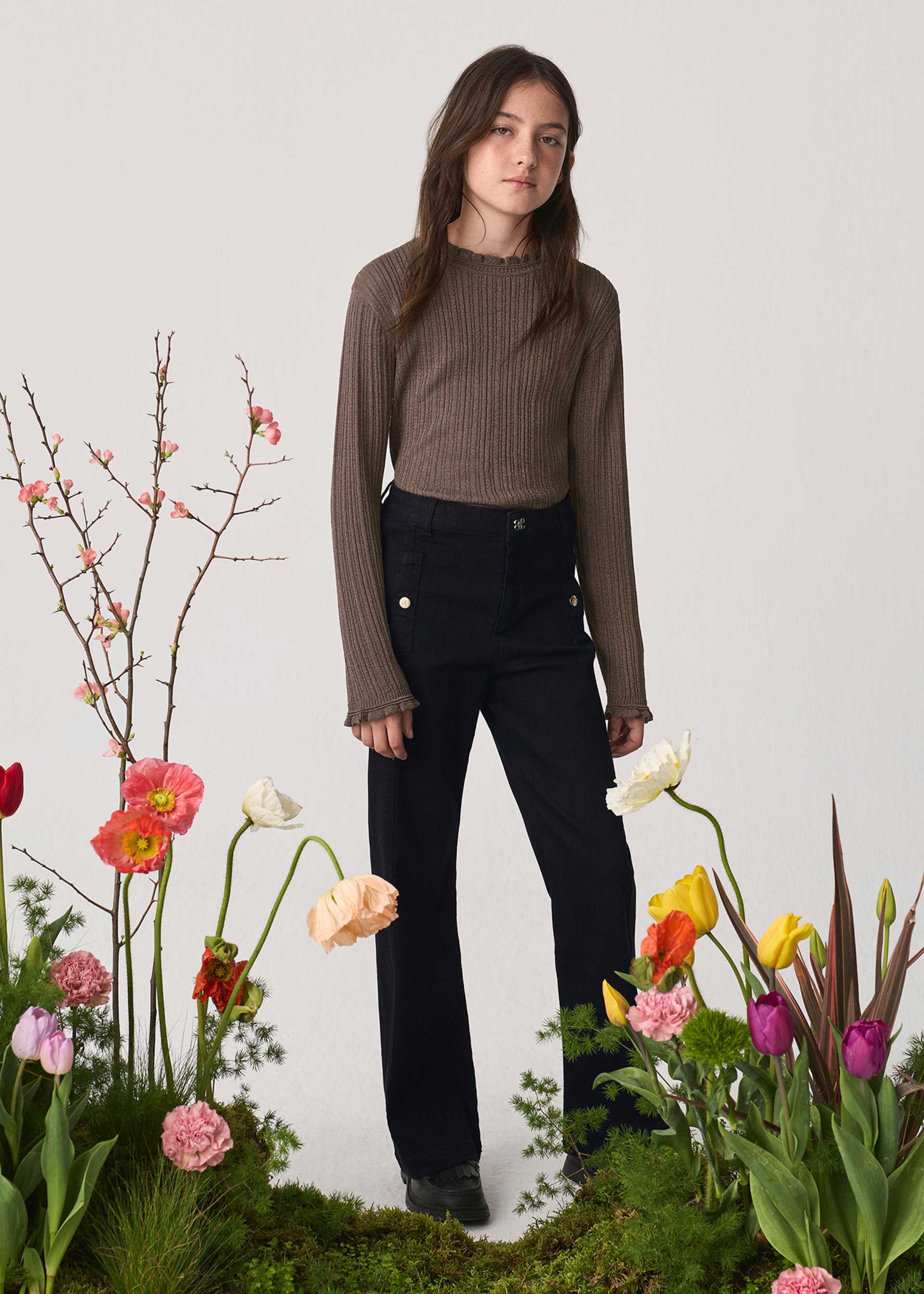 Girl's long denim trousers with belt