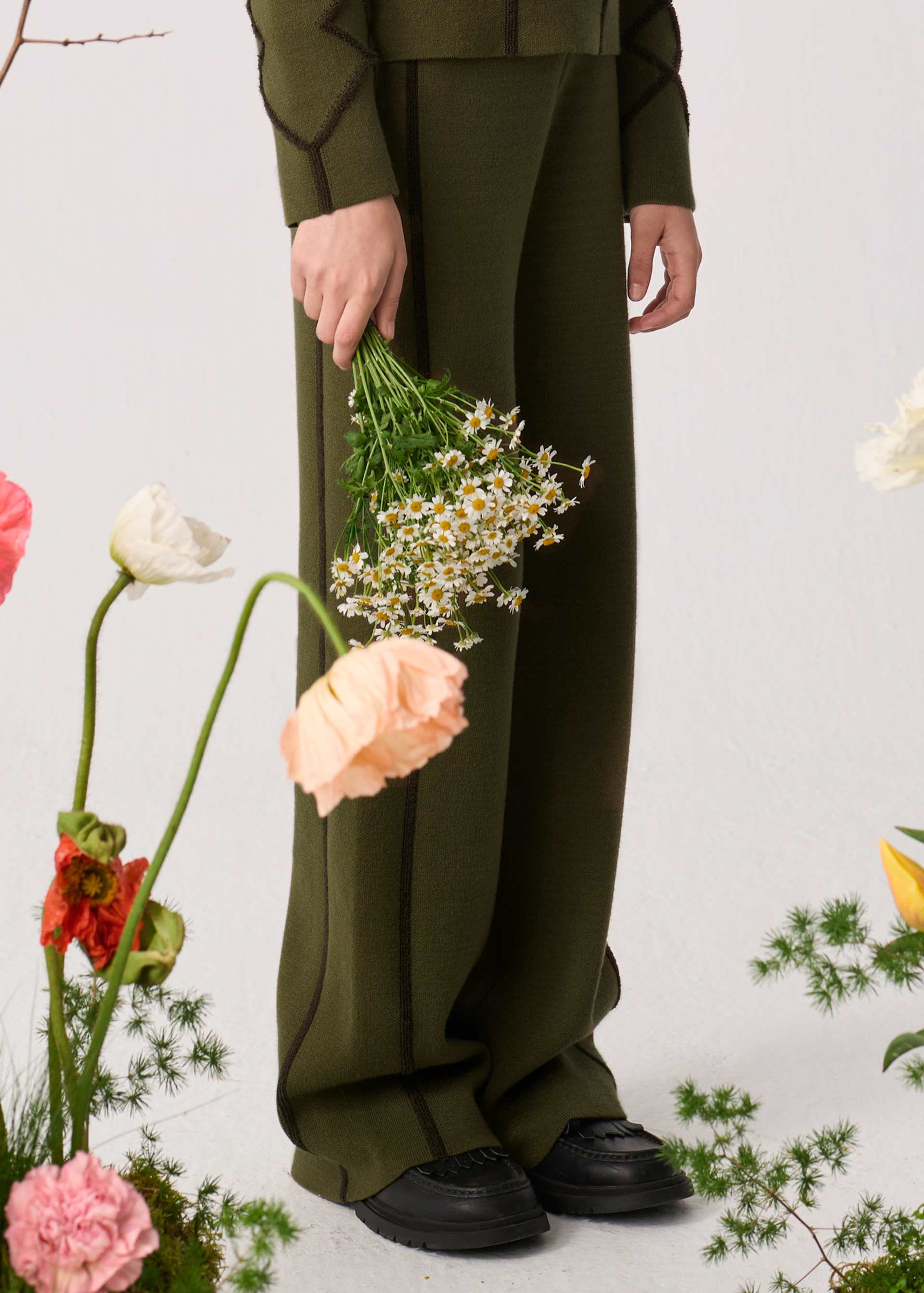 Set cu pantaloni din tricot fetita
