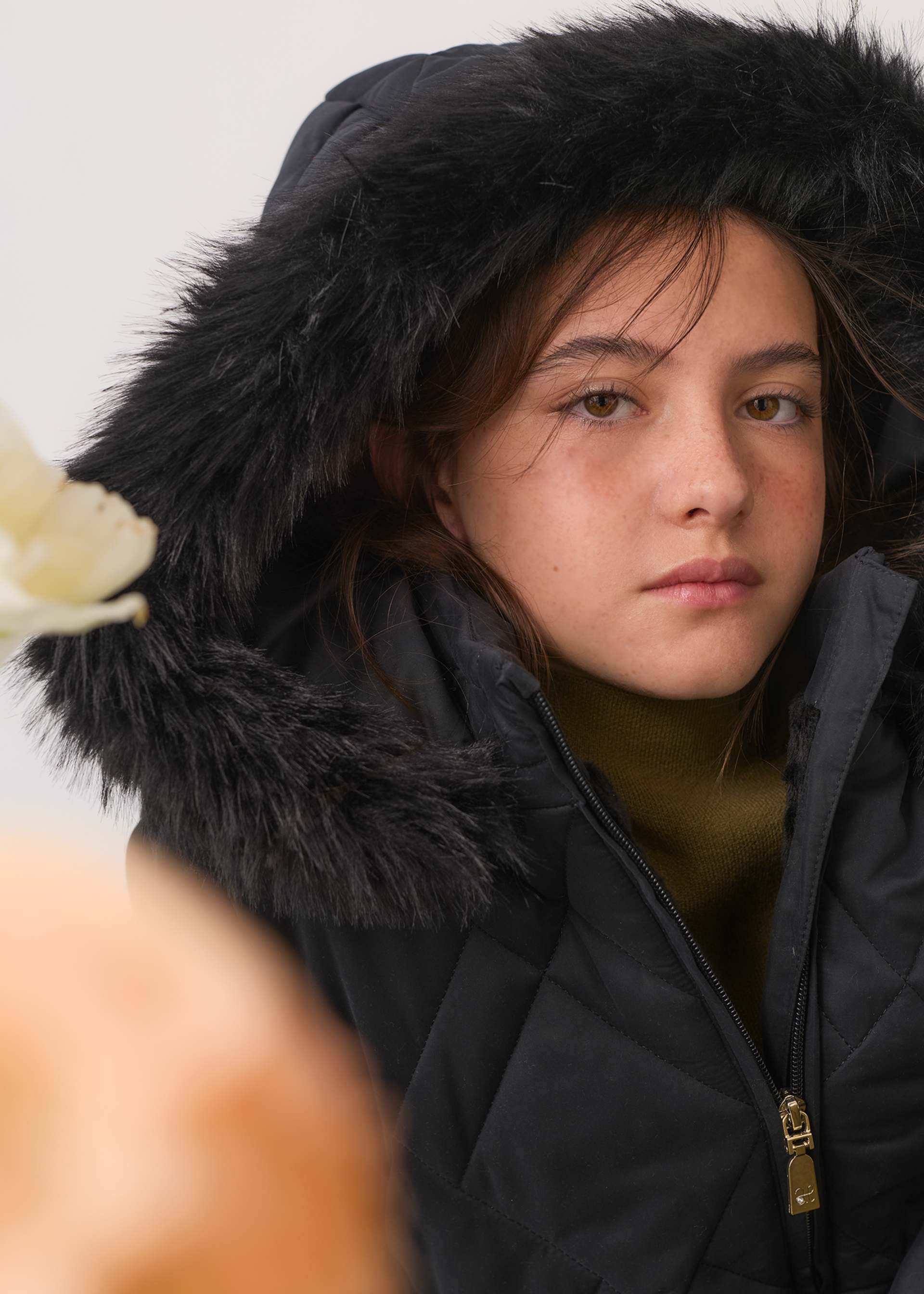 Giaccone lungo con cintura portamonete bambina
