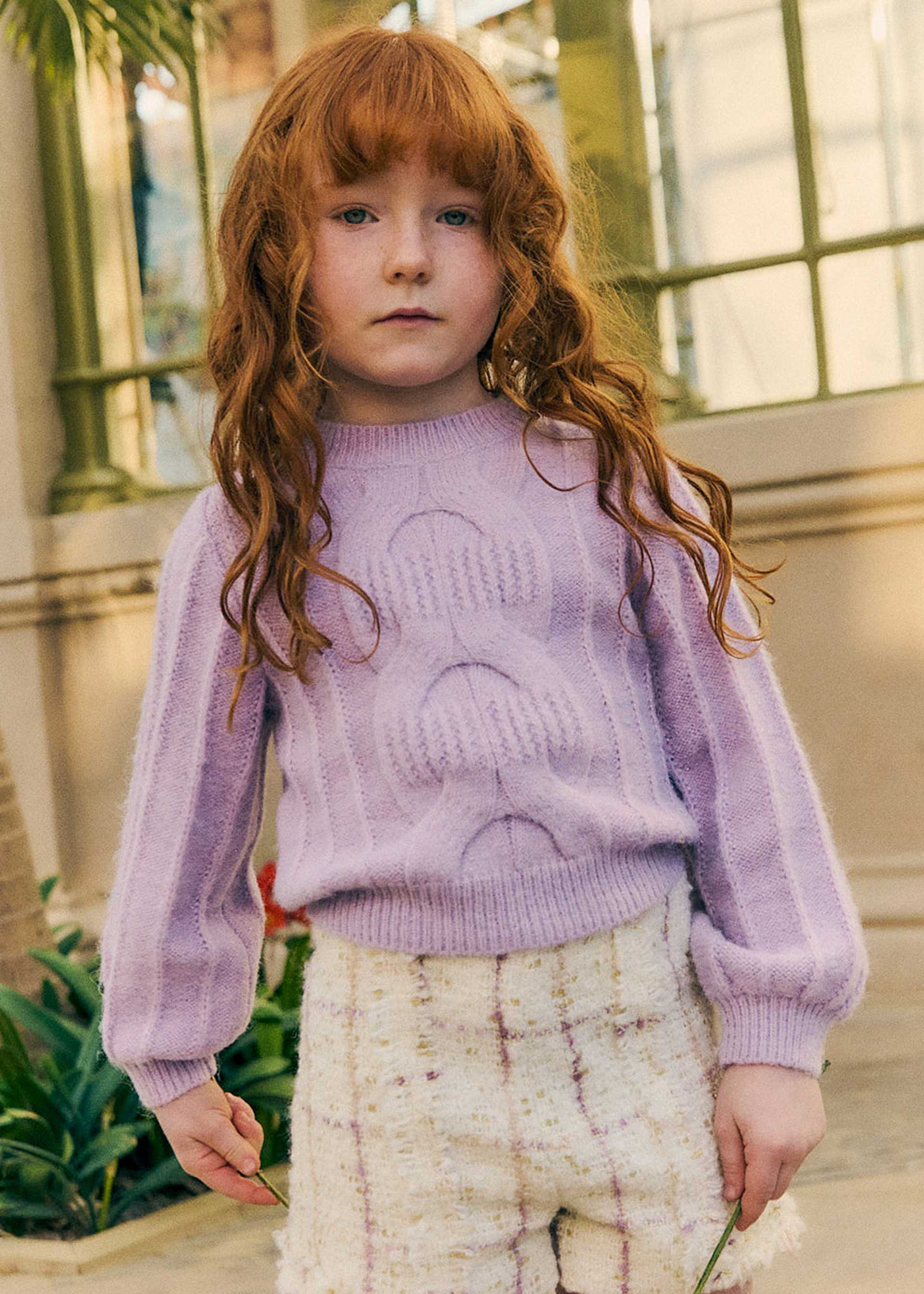 Pull huit fille